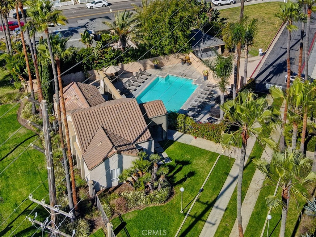 MLS #OC25252159 image #24