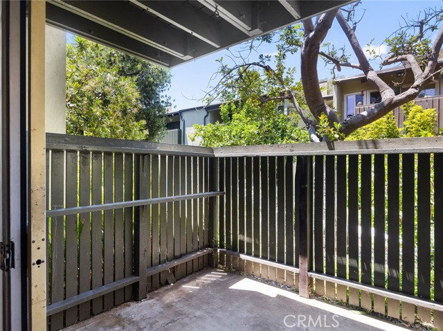 4919 Indian Wood Road, Culver City CA: https://media.crmls.org/medias/2b4ac547-c7b4-421a-b30b-34e7fb5dc06a.jpg