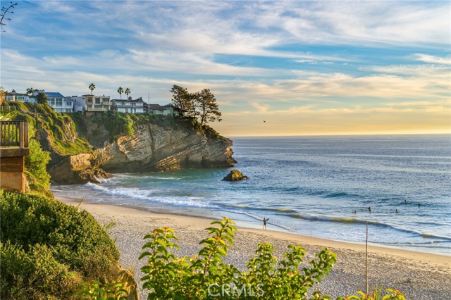 Detail Gallery Image 70 of 73 For 21 Bay, Laguna Beach,  CA 92651 - 6 Beds | 6/1 Baths