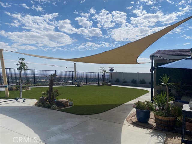 39625 Yianni Court, Palmdale CA: https://media.crmls.org/medias/2b4ced23-f12f-4e3d-967e-c967027bd979.jpg