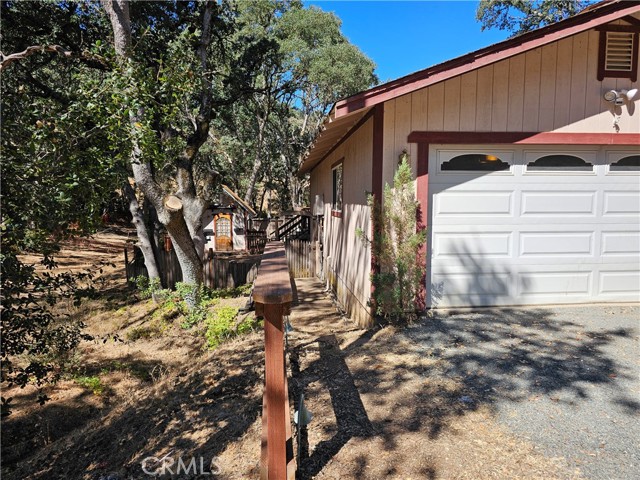 Detail Gallery Image 32 of 34 For 5532 Pine Ave, Clearlake,  CA 95422 - 2 Beds | 2 Baths