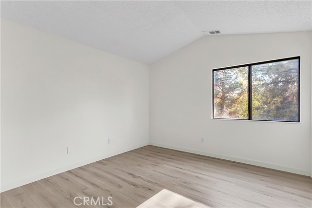 44827 Rock Island Drive, Lancaster CA: https://media.crmls.org/medias/2b4d1f69-48d2-4273-a504-b1a87adc899d.jpg