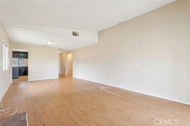 Detail Gallery Image 7 of 29 For 279 Cavendish, Hemet,  CA 92545 - 3 Beds | 2 Baths