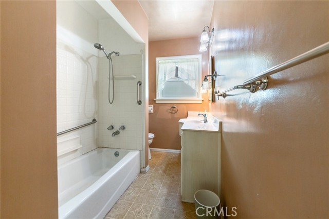 Detail Gallery Image 15 of 22 For 518 E H St, Ontario,  CA 91764 - 3 Beds | 1 Baths