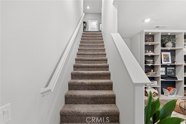 Detail Gallery Image 8 of 36 For 1752 Cayton Loop, West Covina,  CA 91790 - 3 Beds | 3 Baths