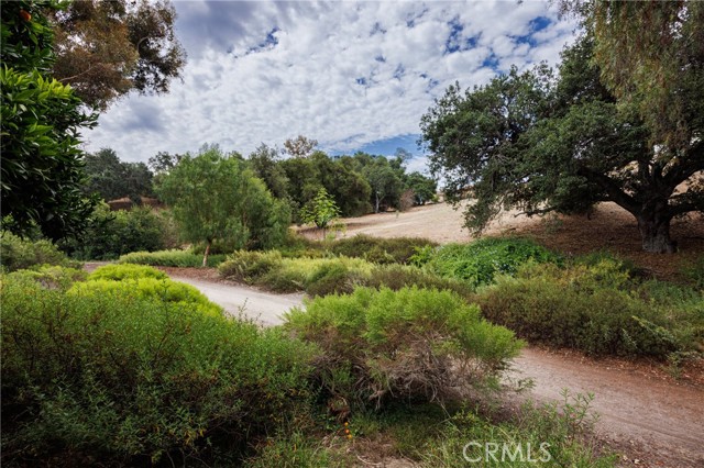 26602 Via Noveno, Mission Viejo CA: https://media.crmls.org/medias/2b5186c7-e1ab-4db2-aa1c-3bd7cc7862a6.jpg