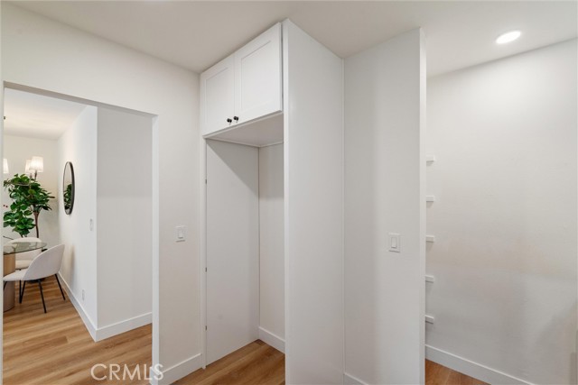 4822 Hollow Corner Road, Culver City CA: https://media.crmls.org/medias/2b51f653-467d-48f7-9966-db744341bc89.jpg