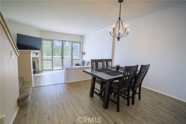 Detail Gallery Image 5 of 8 For 24514 Mcbean #52,  Valencia,  CA 91355 - 2 Beds | 3 Baths