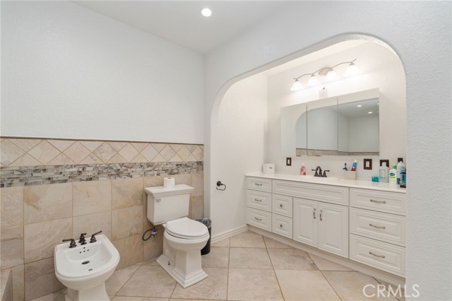 Detail Gallery Image 24 of 49 For 4303 N Golden, San Bernardino,  CA 92404 - 5 Beds | 3/1 Baths