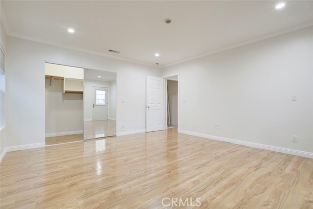 Detail Gallery Image 26 of 33 For 10624 Mcclemont Ave, Tujunga,  CA 91042 - 3 Beds | 3 Baths