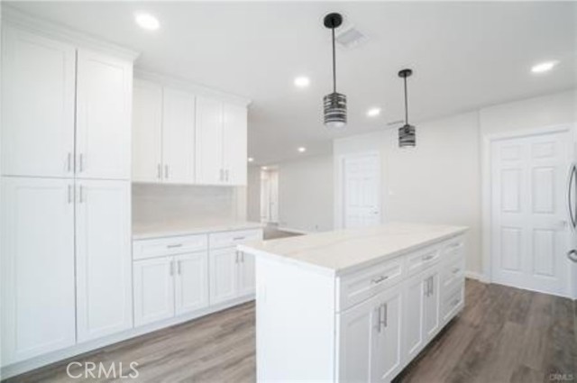 Detail Gallery Image 19 of 32 For 17023 Burton, Van Nuys,  CA 91406 - 4 Beds | 2 Baths