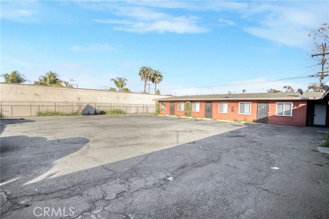 Detail Gallery Image 4 of 17 For 10108 S Figueroa, Los Angeles,  CA 90003 - – Beds | – Baths