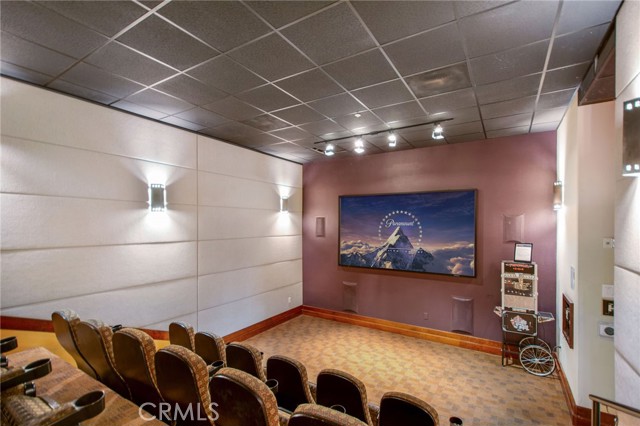 Detail Gallery Image 16 of 27 For 9229 Regents #L406,  La Jolla,  CA 92037 - 2 Beds | 2 Baths