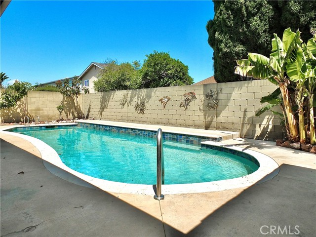 Detail Gallery Image 36 of 42 For 16070 Caribou St, Fountain Valley,  CA 92708 - 4 Beds | 2 Baths