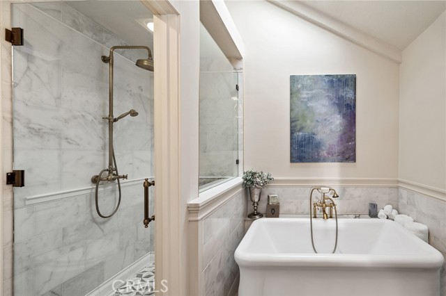 29122 Laurel Valley Drive, Vista CA: https://media.crmls.org/medias/2b55b49d-9792-48c8-8e68-b102044adf85.jpg