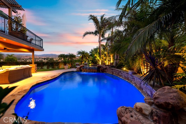 950 Firestone Circle, Simi Valley CA: https://media.crmls.org/medias/2b55dcfa-7425-4d87-8d2e-beb44eba49ca.jpg