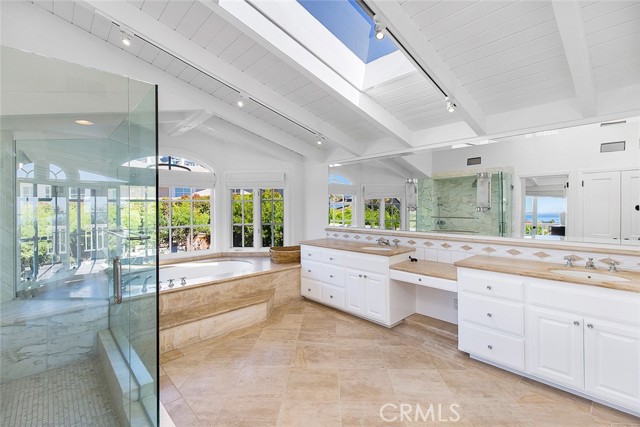 806 Emerald Bay, Laguna Beach CA: https://media.crmls.org/medias/2b5647d1-0fae-46e4-82af-ba4bdecb1dad.jpg
