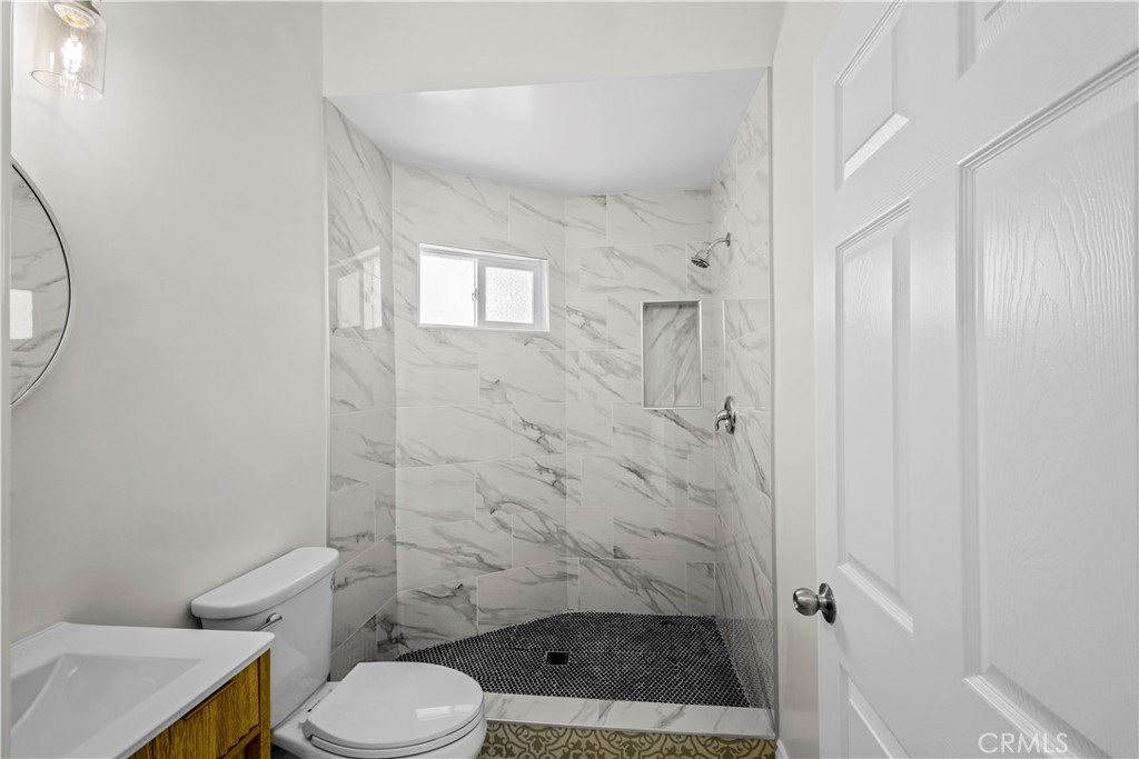 MLS #OC25259836 image #30