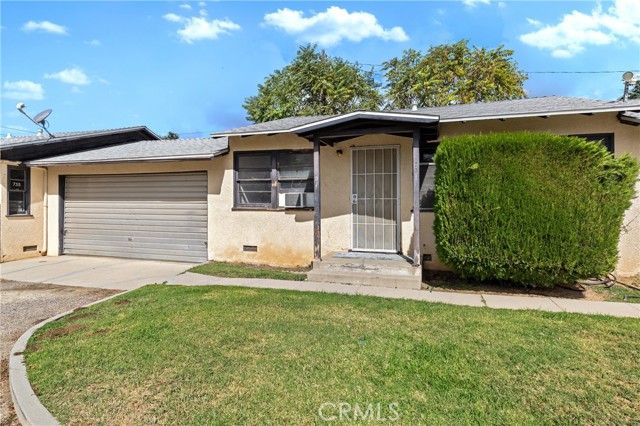 725 Michigan Avenue, Beaumont CA: https://media.crmls.org/medias/2b59d968-1ac3-44c1-aedb-0e6322aa7409.jpg