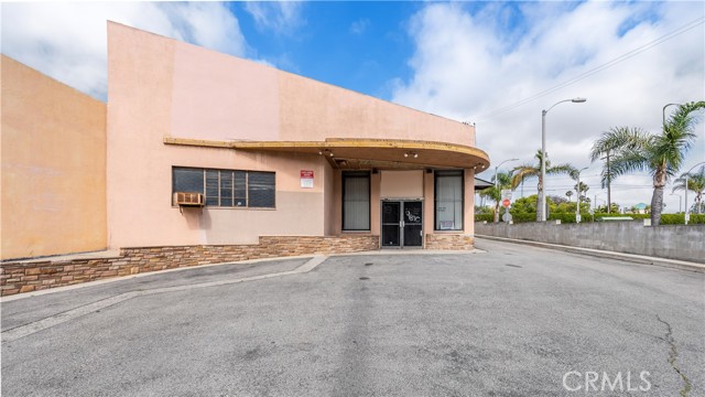 320 S La Brea Avenue, Inglewood, California 90301, ,Commercial Lease,For Rent,320 S La Brea Avenue,CRPW23115772