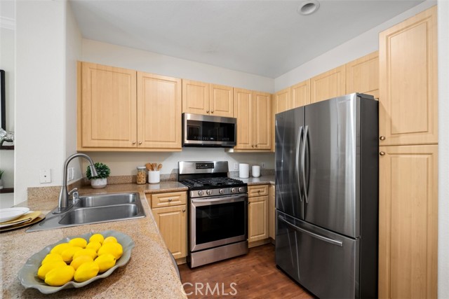 Detail Gallery Image 13 of 22 For 3458 Watermarke, Irvine,  CA 92612 - 1 Beds | 1 Baths