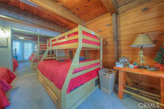 42608 Cedar Avenue, Big Bear Lake CA: https://media.crmls.org/medias/2b5aad2c-f124-4049-bb4e-5ebf7b48d38a.jpg