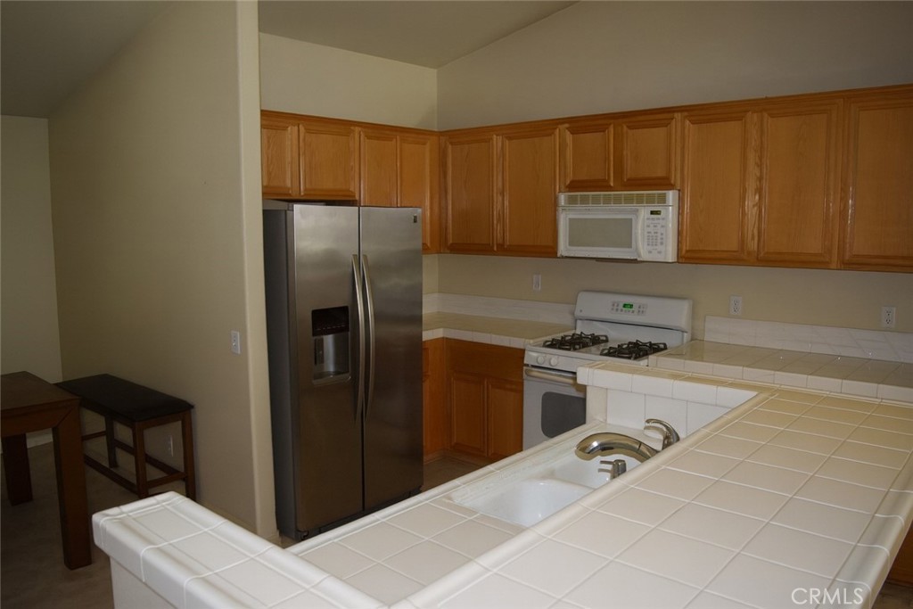 MLS #OC25164195 image #4