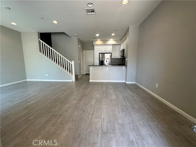 Front Image Thumbnail for CRSW25267180