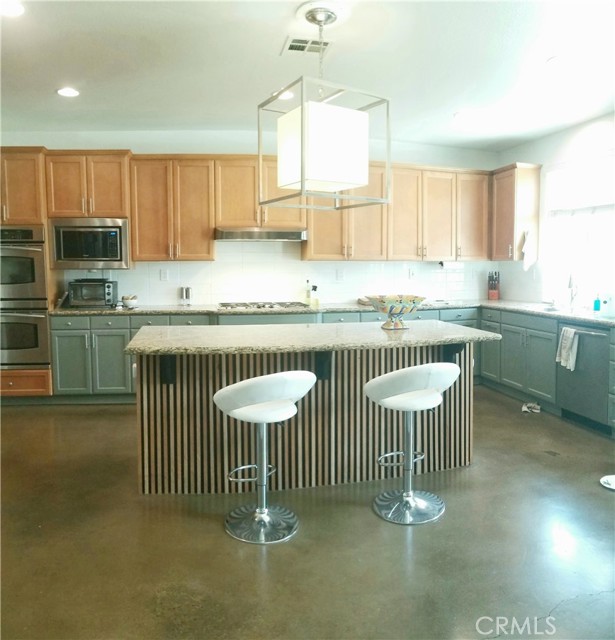 22825 Montanya Place, Murrieta CA: https://media.crmls.org/medias/2b5d03c3-2977-4cff-a666-2a22876ee6c0.jpg