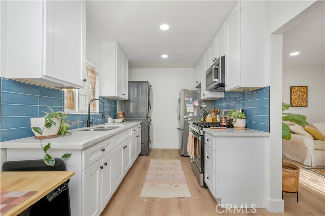 Detail Gallery Image 3 of 17 For 105 E Marquita, San Clemente,  CA 92672 - – Beds | – Baths