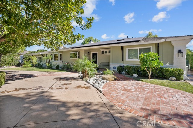 Detail Gallery Image 9 of 57 For 10132 Wish Ave, Northridge,  CA 91325 - 4 Beds | 3 Baths