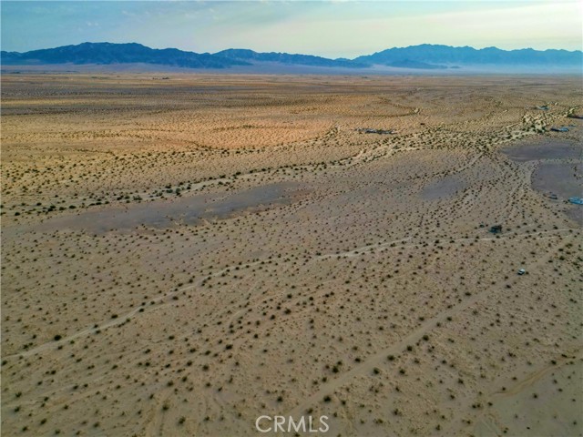 Detail Gallery Image 13 of 15 For 2 Sullivan Rd, Twentynine Palms,  CA 92277 - – Beds | – Baths