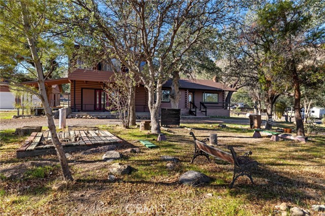 Detail Gallery Image 4 of 43 For 3300 Cook Peak Rd, Lake Isabella,  CA 93240 - 3 Beds | 2 Baths