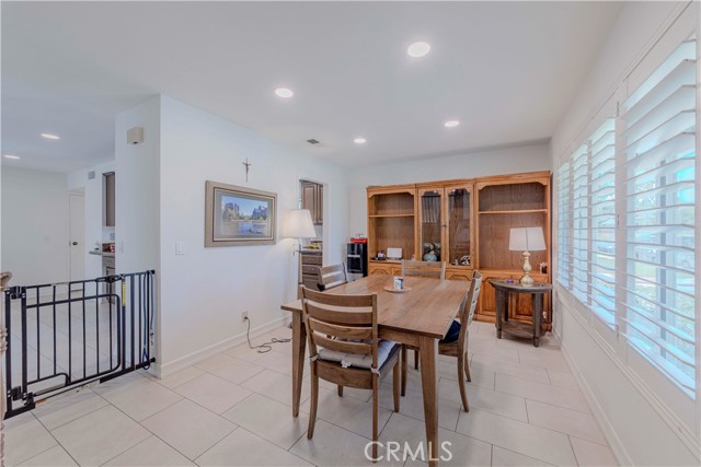 Detail Gallery Image 11 of 49 For 5855 via Sonora #39,  Yorba Linda,  CA 92887 - 3 Beds | 2/1 Baths