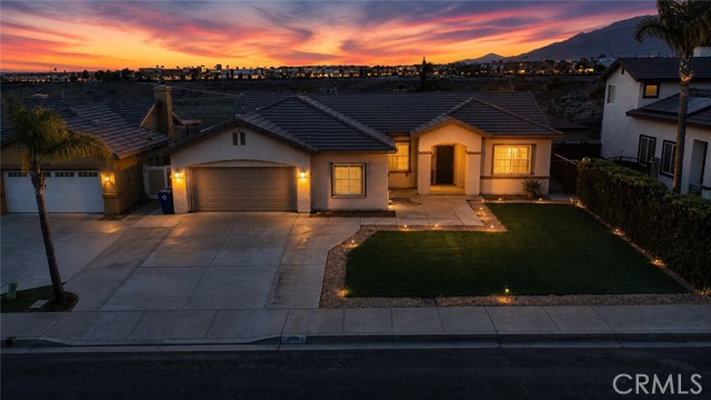 1844 N Arrowhead Ave, Rialto, CA 92376