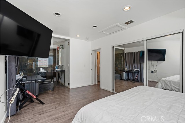 Detail Gallery Image 18 of 43 For 7241 Woodrow Wilson Dr, Los Angeles,  CA 90068 - 2 Beds | 2 Baths