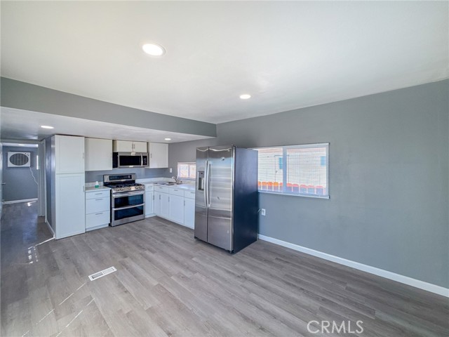 Detail Gallery Image 13 of 21 For 1258 W Rosamond Boulevard #14,  Rosamond,  CA 93560 - 1 Beds | 1 Baths