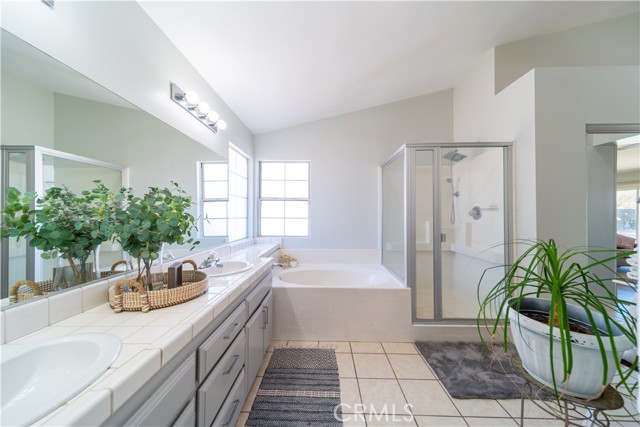 Detail Gallery Image 22 of 37 For 16395 Cuyama Way, Apple Valley,  CA 92307 - 4 Beds | 2/1 Baths