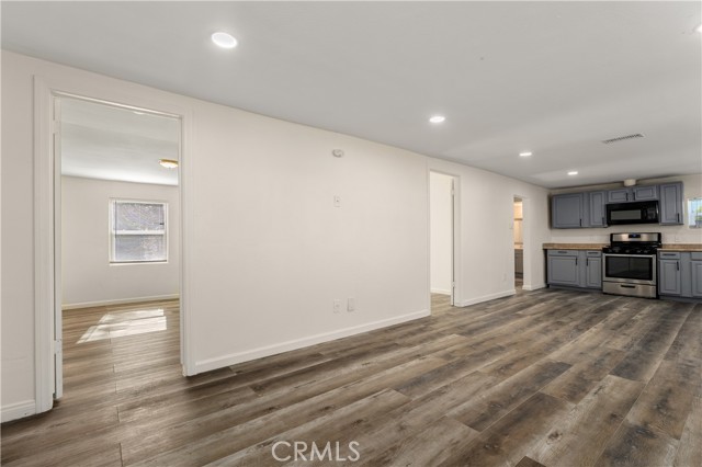 Detail Gallery Image 12 of 25 For 7581 Knott Ave, Buena Park,  CA 90620 - 3 Beds | 1 Baths