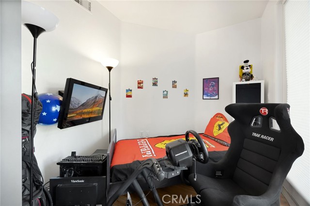 Detail Gallery Image 16 of 41 For 3148 Watermarke Pl, Irvine,  CA 92612 - 1 Beds | 1 Baths