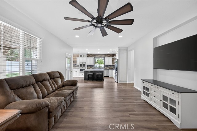 Detail Gallery Image 13 of 75 For 46267 Sawtooth Ln, Temecula,  CA 92592 - 4 Beds | 3 Baths