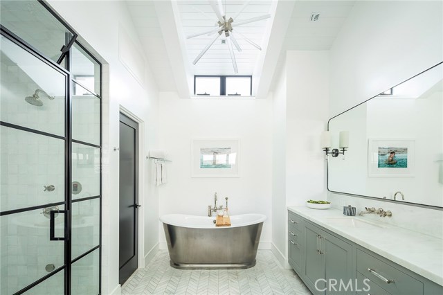 Stand alone soaking tub, designer details everywhere