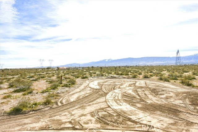 Detail Gallery Image 33 of 34 For 1139 Bonanza Rd, Phelan,  CA 92372 - 3 Beds | 2 Baths