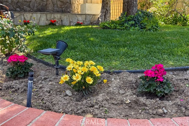 17830 Arvida Drive, Granada Hills CA: https://media.crmls.org/medias/2b643c99-67c8-4983-a359-f9aaf206fcca.jpg