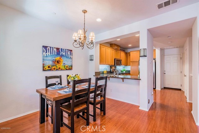 Detail Gallery Image 6 of 28 For 172 via Katrina, Newbury Park,  CA 91320 - 2 Beds | 2/1 Baths