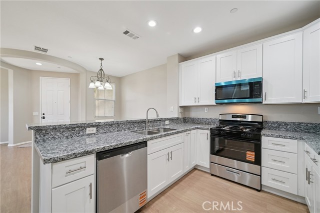 Detail Gallery Image 19 of 39 For 1800 E Lakeshore #1805,  Lake Elsinore,  CA 92530 - 3 Beds | 2 Baths