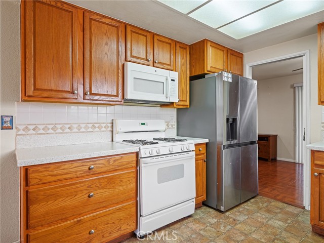 Detail Gallery Image 22 of 41 For 17740 Linden, Hesperia,  CA 92345 - 3 Beds | 2 Baths