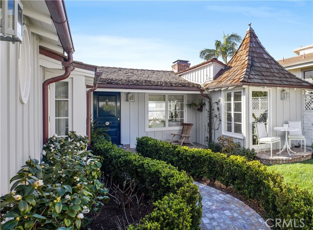 30 N Portola Laguna Beach, California 30 N Portola