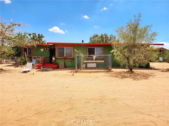 Detail Gallery Image 4 of 48 For 60153 Stearman Rd, Landers,  CA 92285 - 3 Beds | 1 Baths