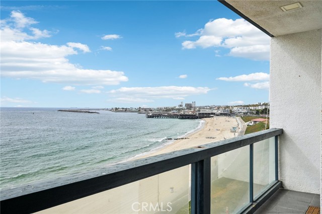 Detail Gallery Image 19 of 42 For 575 Esplanade #205,  Redondo Beach,  CA 90277 - 2 Beds | 2 Baths